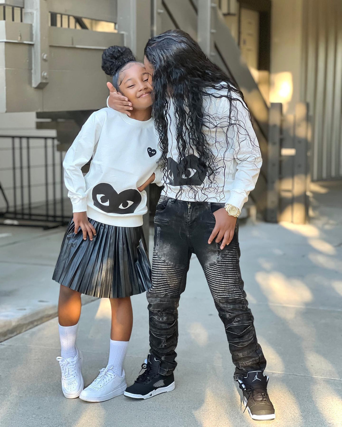 Play Big Heart Sweater (White/Black)
