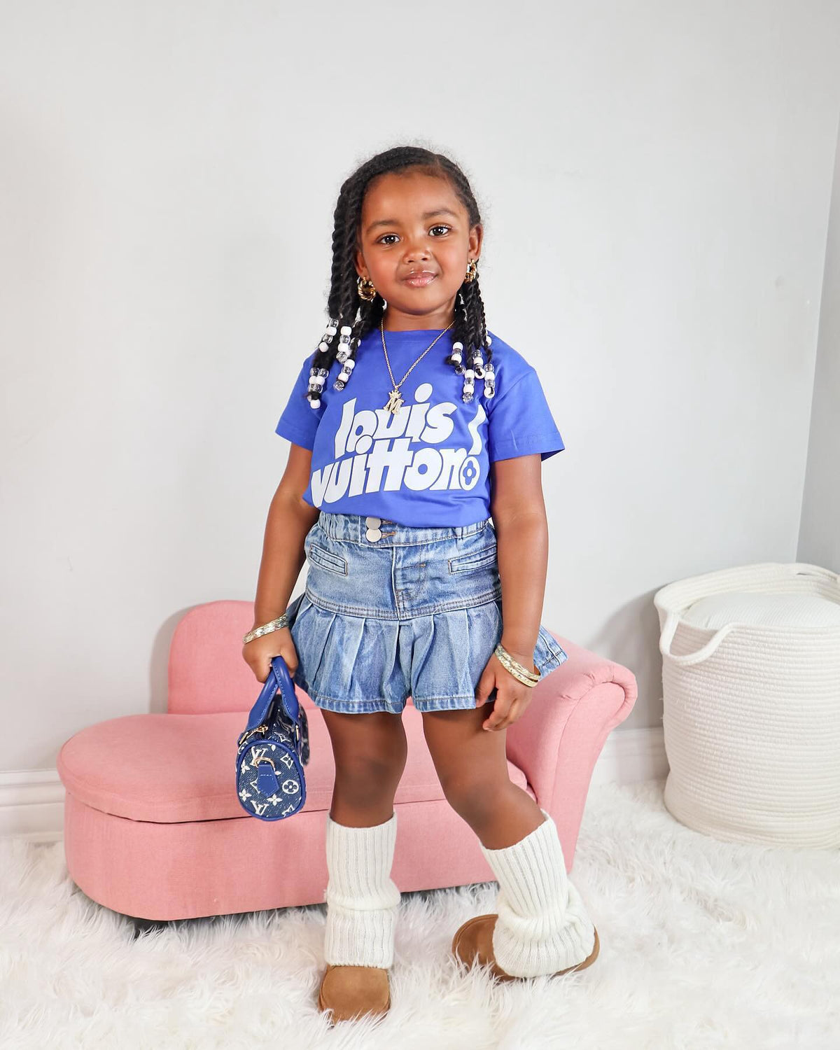 LV Giving The Blues T-Shirt (Unisex)
